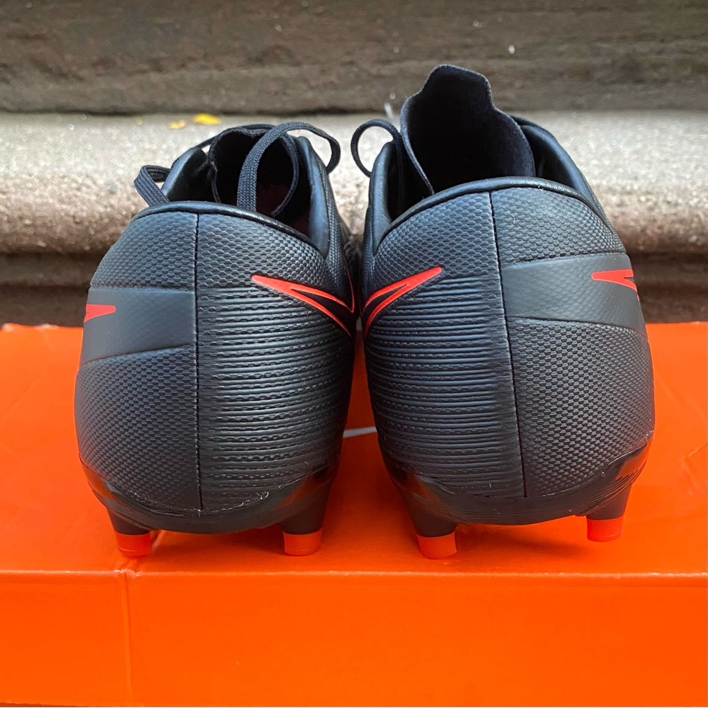Nike Vapor 13 Academy FG/MG Soccer Cleats - (AT5269 060) size 9.5 NWT - Picture 5 of 11